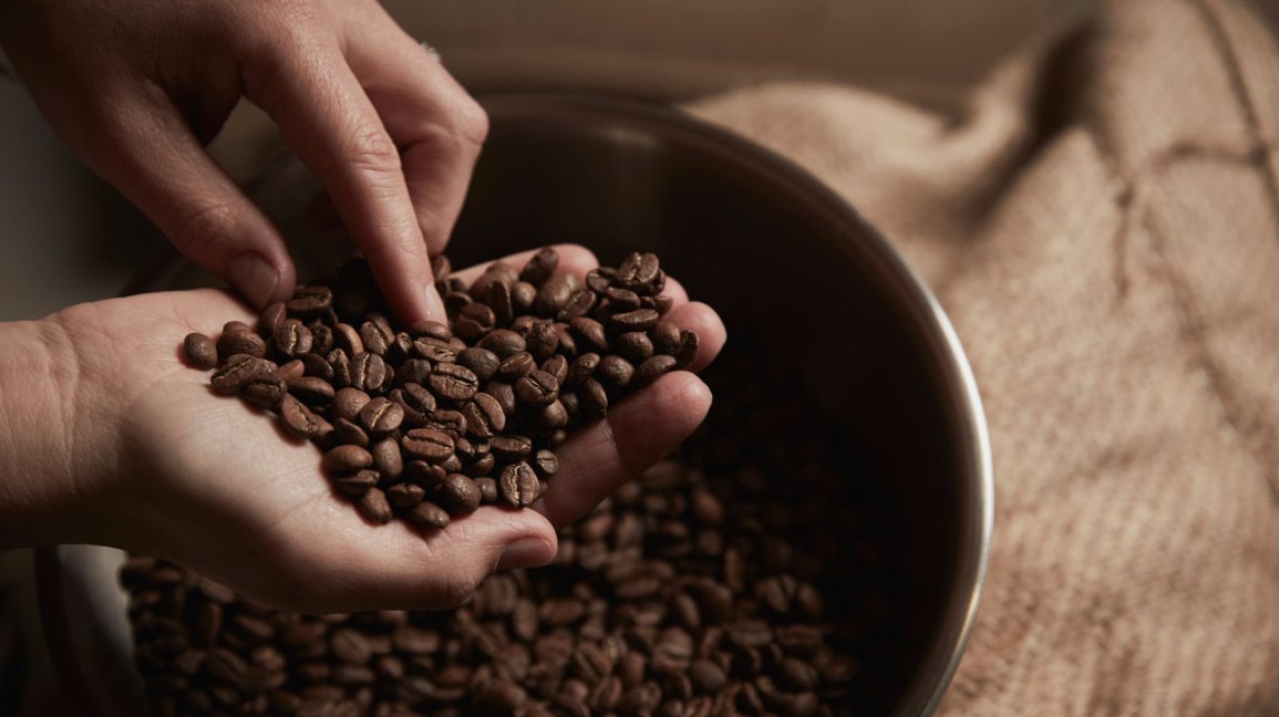 Is It Safe to Eat Coffee Beans? Benefits and Dangers Is It Safe To Eat Coffee Beans? Benefits And Dangers